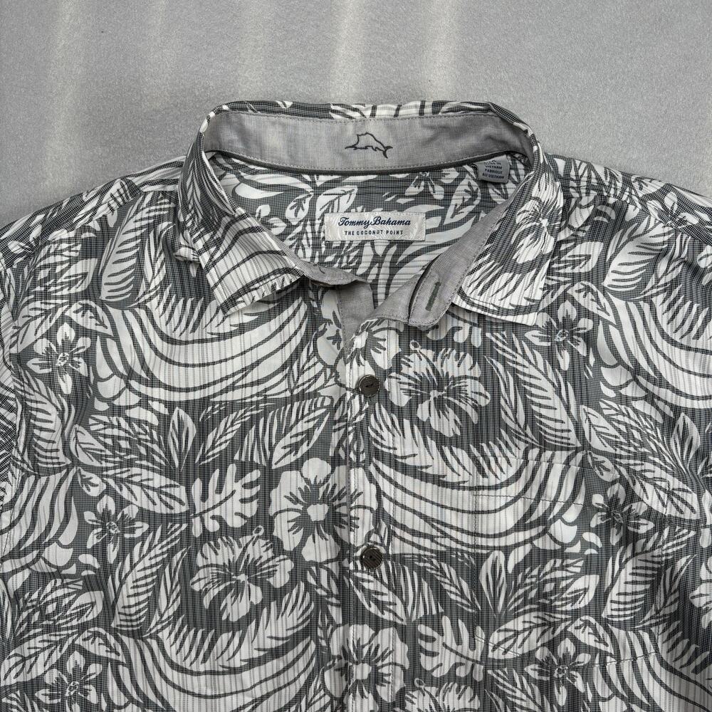 Tommy Bahama Coconut Point Men's Large Gray Floral Tropical Shirt